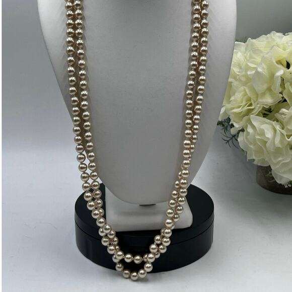 Joan Rivers Vintage Taupe Faux Pearl Double Strand Necklace Pave Heart Clasp - Picture 2 of 13